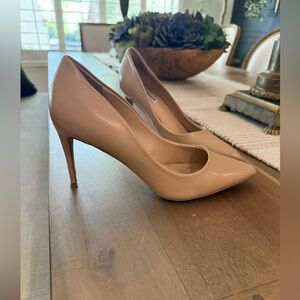 Steve Madden Classic Beige Heels